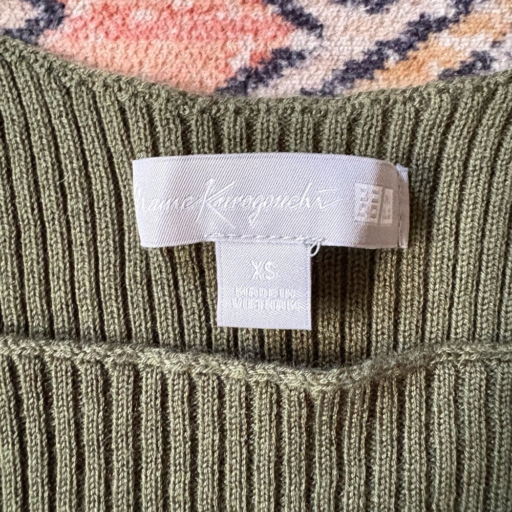Uniqlo X Mame Kurogouchi 3D knit square neck tops - Picture 3 of 3